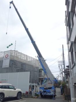 軽量鉄骨パネル建て方