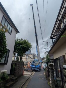 型枠材搬入