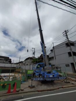 鉄筋材搬入