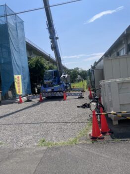 太陽光パネル搬入