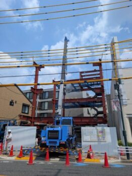 重量鉄骨建て方