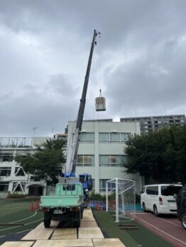 GHP搬入及び養生回収作業