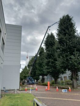 空調室外機揚重