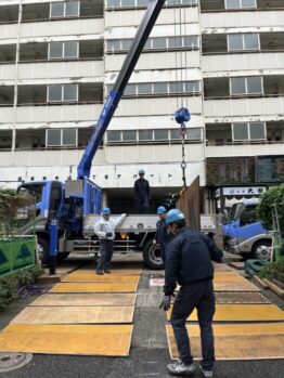 鉄骨材搬入及び養生施工撤去作業