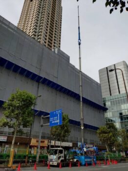 鉄骨フェンス撤去作業及び防水材搬入