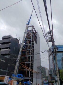 重量鉄骨建て方