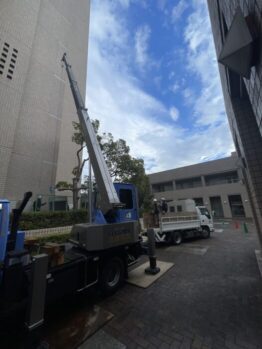 空調室外機揚重