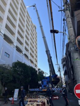 資材搬入及び鉄板養生施工作業