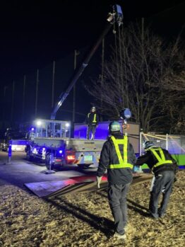 砕石搬入作業及び鉄板養生施工撤去作業