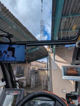 無線タワー撤去作業