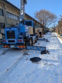 太陽光パネル揚重