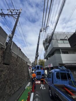 電源箱搬出作業及び玉掛け合図作業