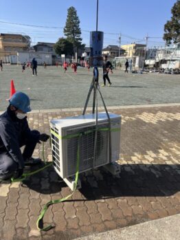 空調室外機揚重作業