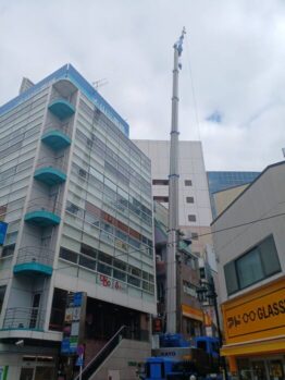 空調室外機揚重