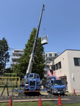 GHP揚重及び鉄板養生施工撤去作業