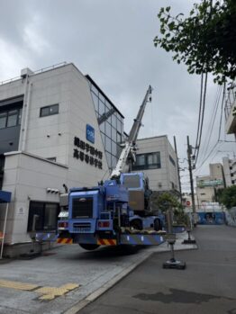 空調室外機揚重