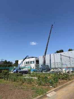 残土搬出及び鉄板施工作業