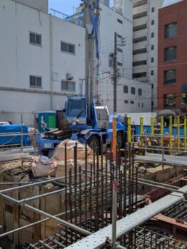 鉄筋材搬入