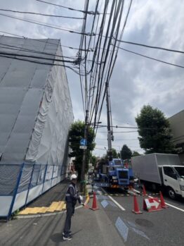 型枠材搬出