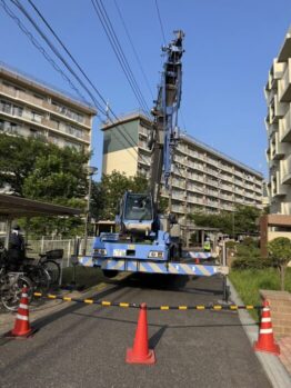 スタンション材・防水材搬入