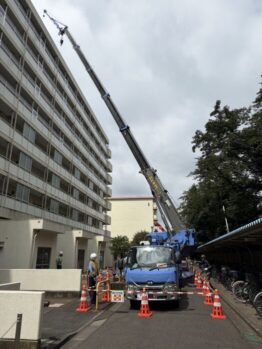 スタンション材搬入