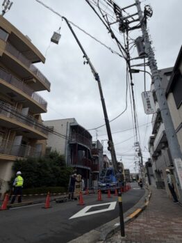 空調室外機揚重