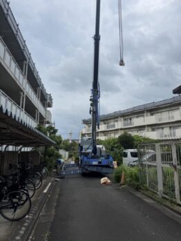 防水材搬入