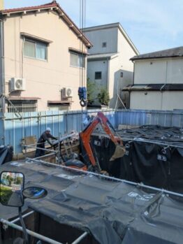 ユンボ搬出
