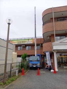 資材搬入