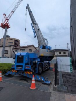 ユンボ搬入
