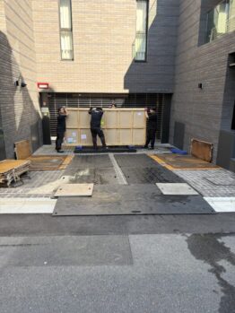 天板搬入及び鉄板養生施工撤去作業